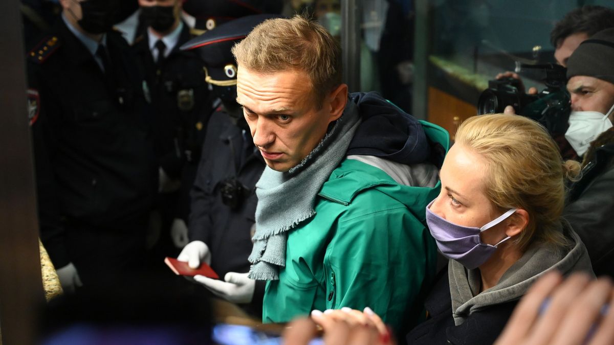 Domovní prohlídky a zatýkání. Rusko se chystá na protesty za Navalného